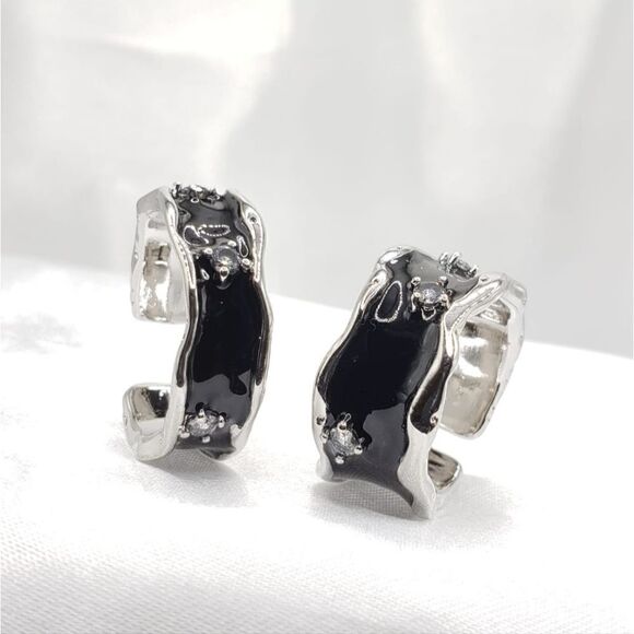 Brand New Black With Rhinestone Couples Rings - Picture 4 of 4